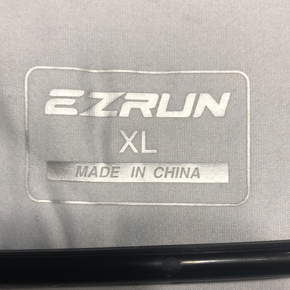 EZRUN Men’s Tank Top - Picture 2 of 3